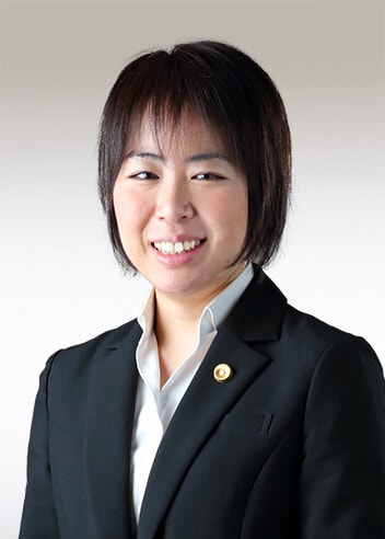 弁護士 岡本 麻美