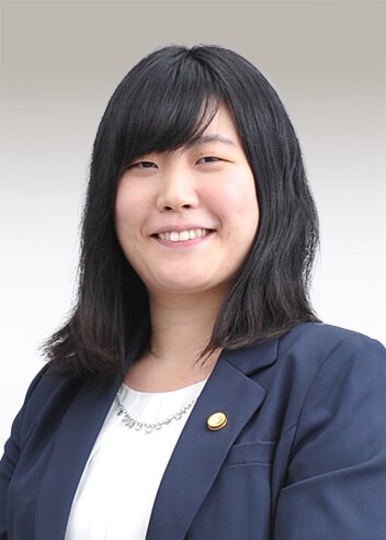 弁護士 上田 芙祐美